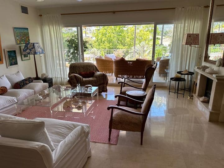 3 bedrooms apartment for rent in Marbella, Spain - Image 11