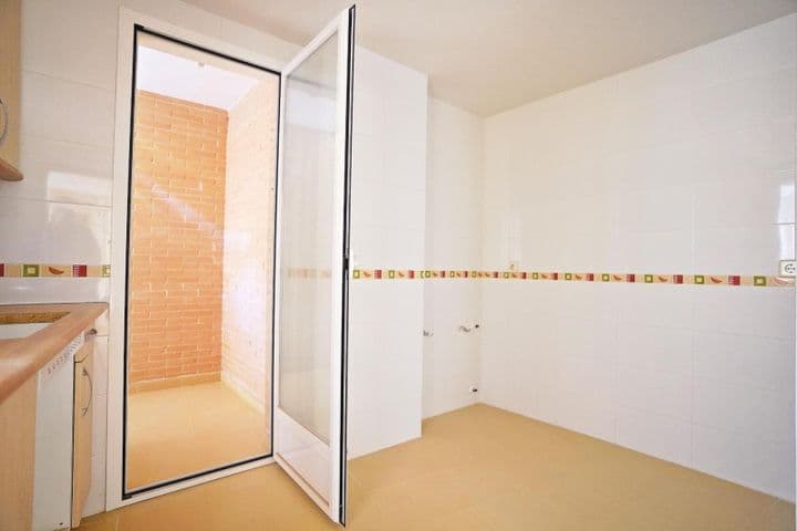 2 bedrooms apartment for rent in Ocana, Spain - Image 7