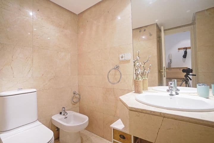 1 bedroom apartment for sale in Las Rozas de Madrid, Spain - Image 9