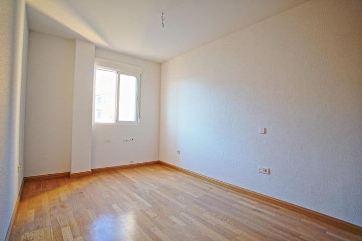 2 bedrooms apartment for rent in Ocana, Spain - Image 11