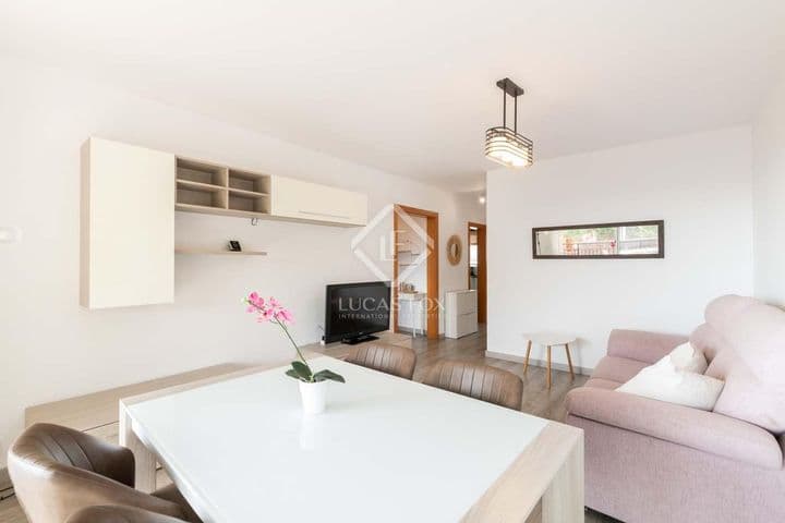 2 bedrooms apartment for rent in Castelldefels, Spain - Image 2