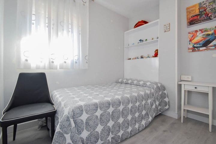 3 bedrooms apartment for rent in Granada, Spain - Image 12