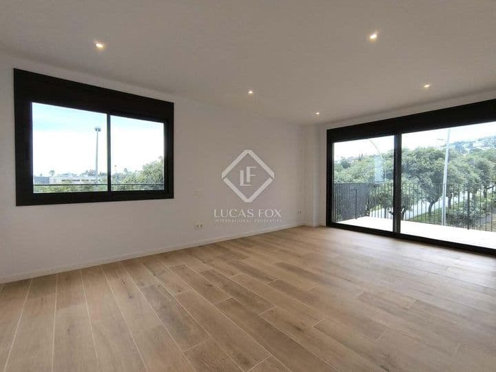 3 bedrooms apartment for rent in Bajo Llobregat, Spain - Image 4