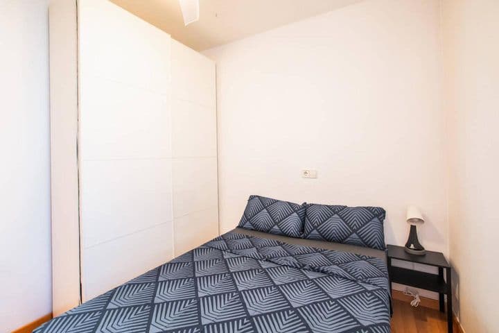 2 bedrooms apartment for rent in Barcelona, Spain - Image 4