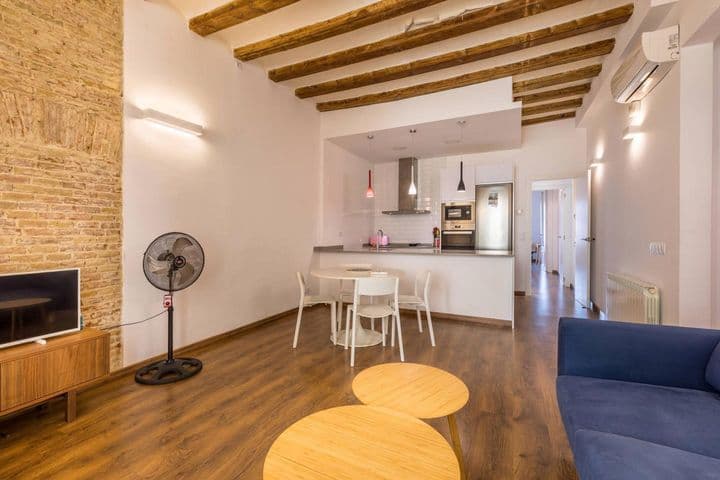 2 bedrooms apartment for rent in Gotic, Spain - Image 3