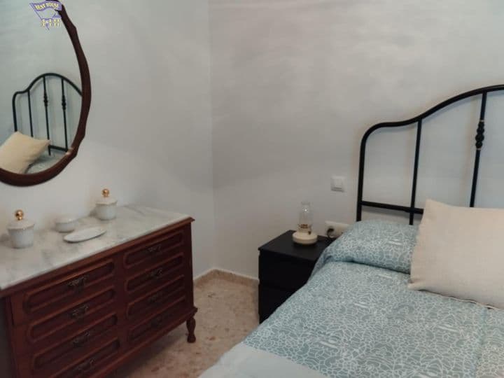 2 bedrooms apartment for rent in Arcos de la Frontera, Spain - Image 9