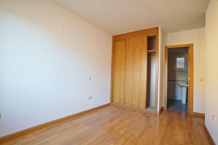 2 bedrooms apartment for rent in Ocana, Spain - Image 10