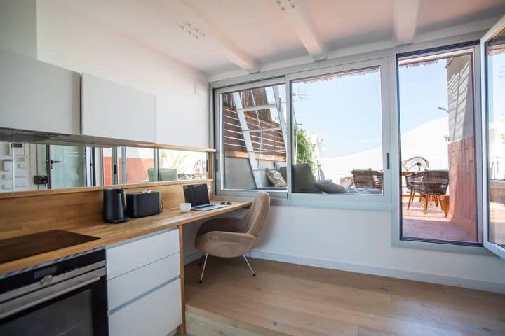 1 bedroom apartment for rent in Sants-Montjuic, Spain - Image 8