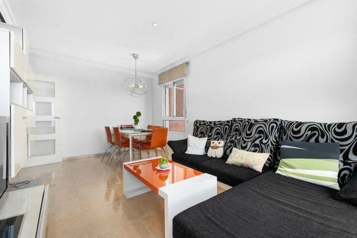 2 bedrooms apartment for rent in Puerto Deportivo, Spain - Image 8