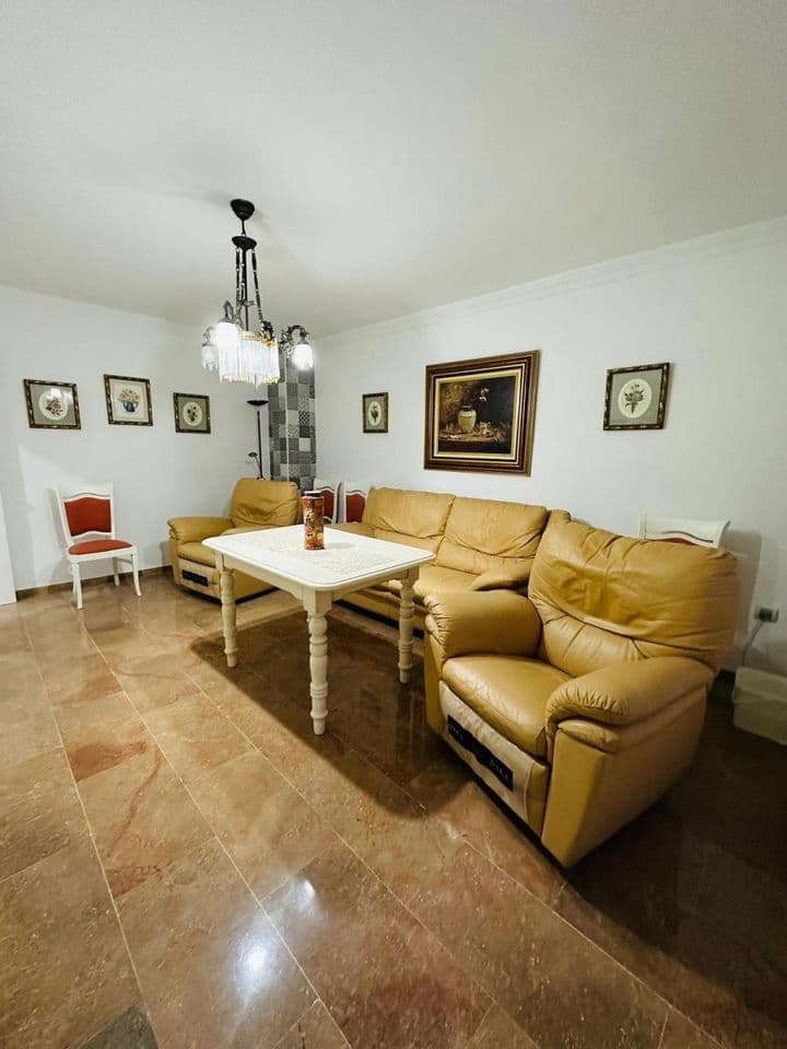 3 bedrooms apartment for rent in Camino de Ronda, Spain - Image 2