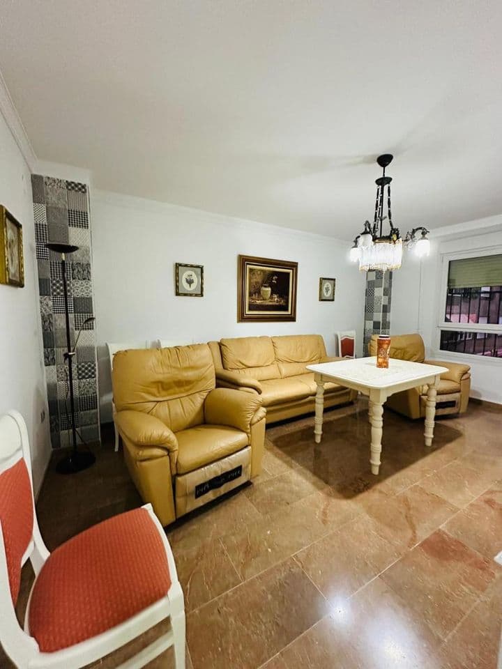 3 bedrooms apartment for rent in Camino de Ronda, Spain - Image 3