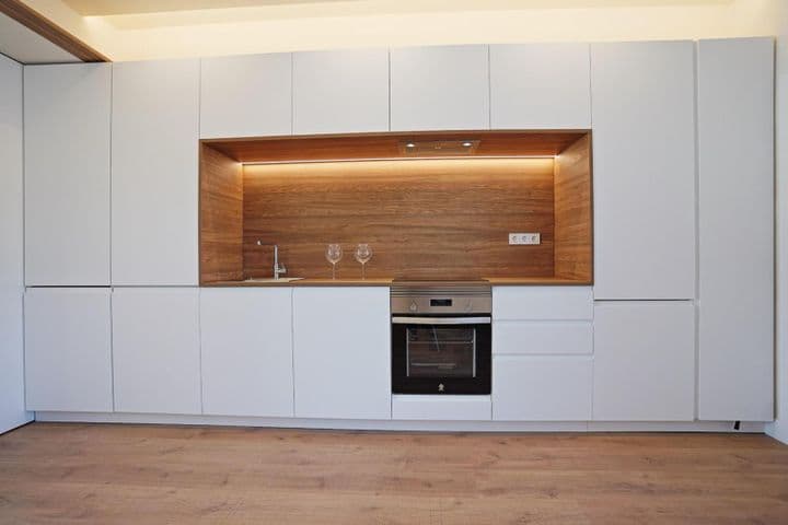 1 bedroom apartment for rent in Madrid, Spain - Image 3