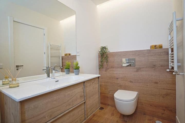 1 bedroom apartment for rent in Madrid, Spain - Image 11