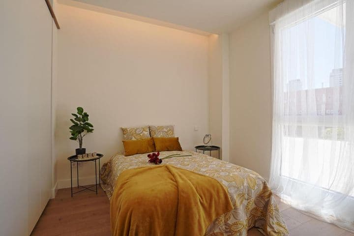 1 bedroom apartment for rent in Madrid, Spain - Image 8