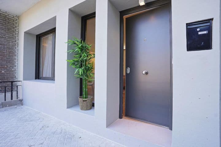 1 bedroom apartment for rent in Madrid, Spain - Image 5