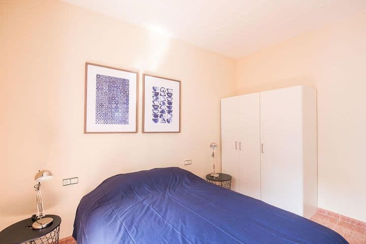 2 bedrooms apartment for rent in La Bordeta-Hostafrancs, Spain - Image 6