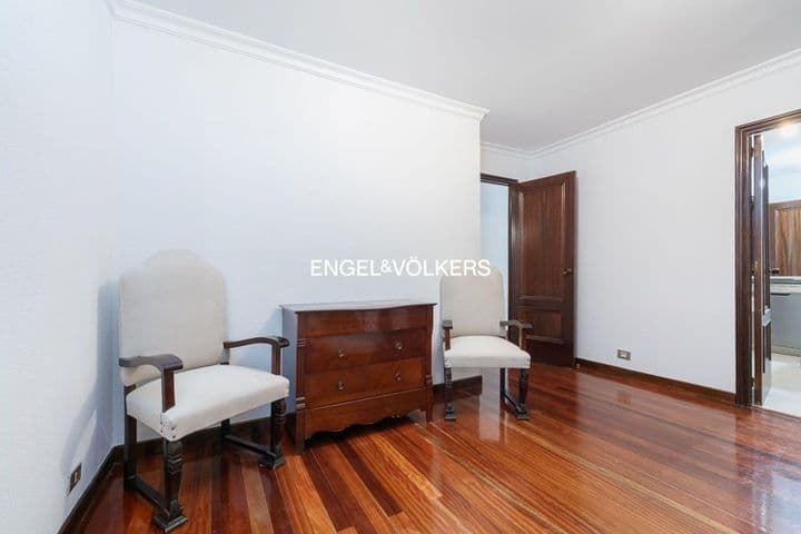 5 bedrooms apartment for rent in Vigo, Spain - Image 11