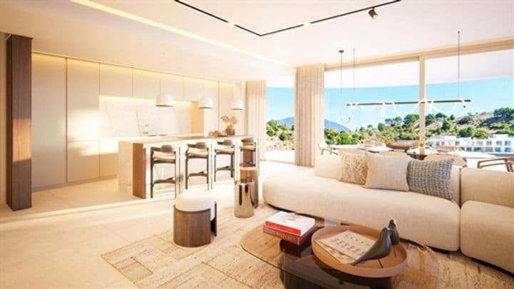 3 bedrooms apartment for sale in Benahavis, Spain