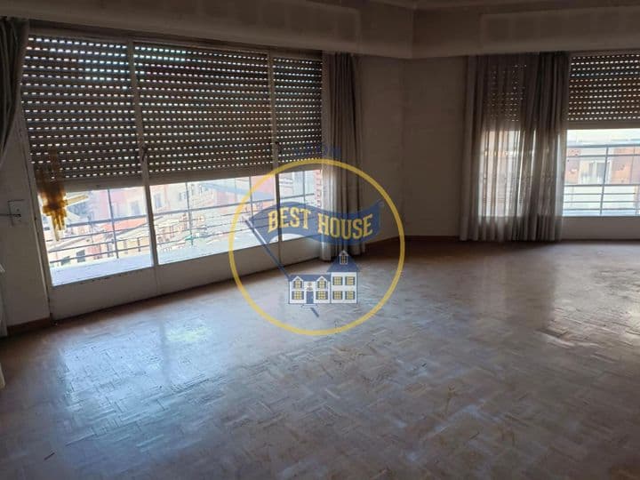 4 bedrooms apartment for sale in Leon, Spain - Image 8