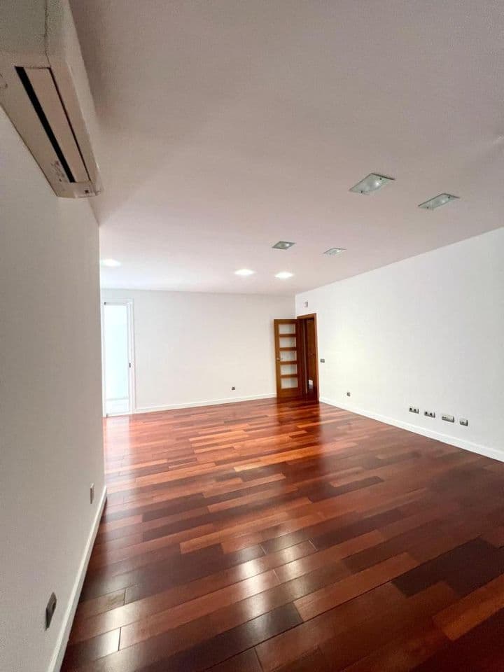 3 bedrooms apartment for sale in Triana, Spain - Image 10