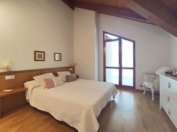 3 bedrooms apartment for sale in Huesca, Spain - Image 12