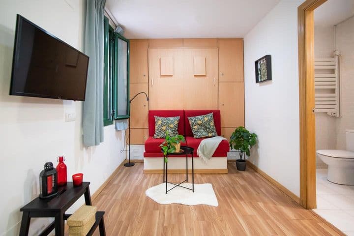 Apartment for rent in Ciutat Vella, Spain