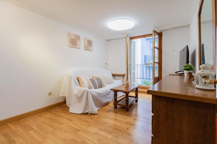 1 bedroom apartment for sale in Pamplona, Spain - Image 2