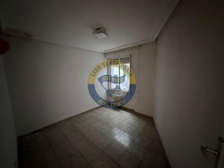 4 bedrooms apartment for sale in Leon, Spain - Image 5