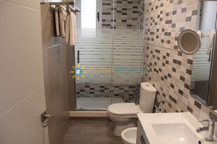 3 bedrooms apartment for rent in Oliva, Spain - Image 4