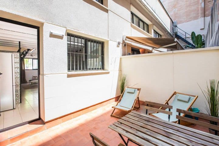 2 bedrooms apartment for rent in Ciutat Vella, Spain - Image 9