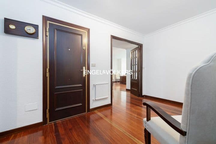 5 bedrooms apartment for rent in Vigo, Spain - Image 10