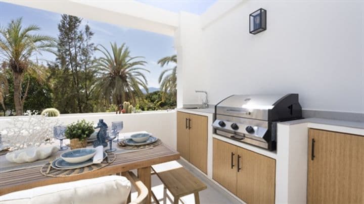 3 bedrooms apartment for sale in Benahavis, Spain - Image 2