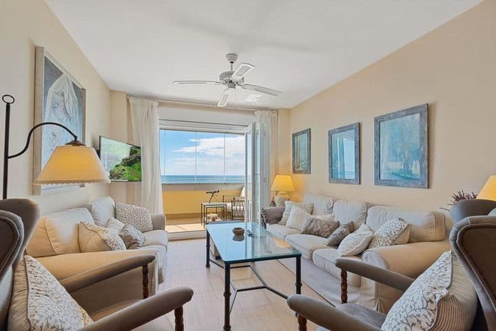 3 bedrooms apartment for sale in Fuengirola, Spain - Image 5