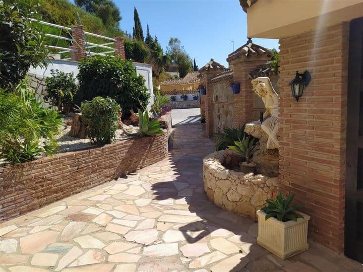 5 bedrooms house for sale in Mijas Costa, Spain - Image 4