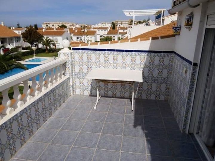 3 bedrooms apartment for rent in Centro Internacional, Spain - Image 9