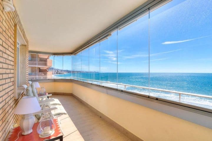 3 bedrooms apartment for sale in Fuengirola, Spain - Image 3