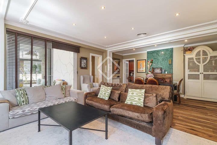 4 bedrooms apartment for sale in Barcelona, Spain - Image 2