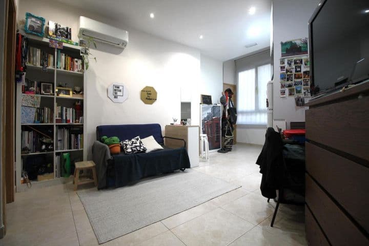 Apartment for sale in Chamartin, Spain - Image 2