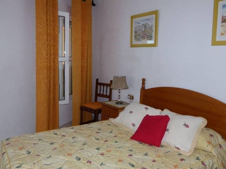 1 bedroom apartment for rent in Centro Internacional, Spain - Image 6