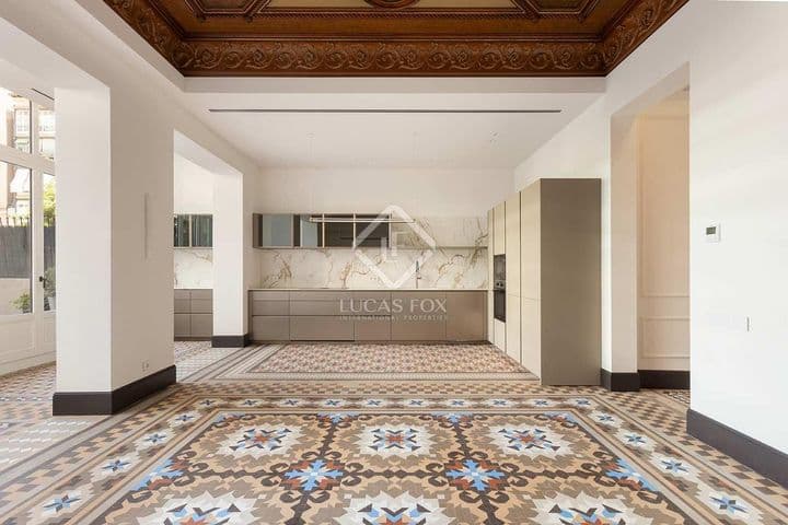 3 bedrooms apartment for sale in Barcelona, Spain - Image 2