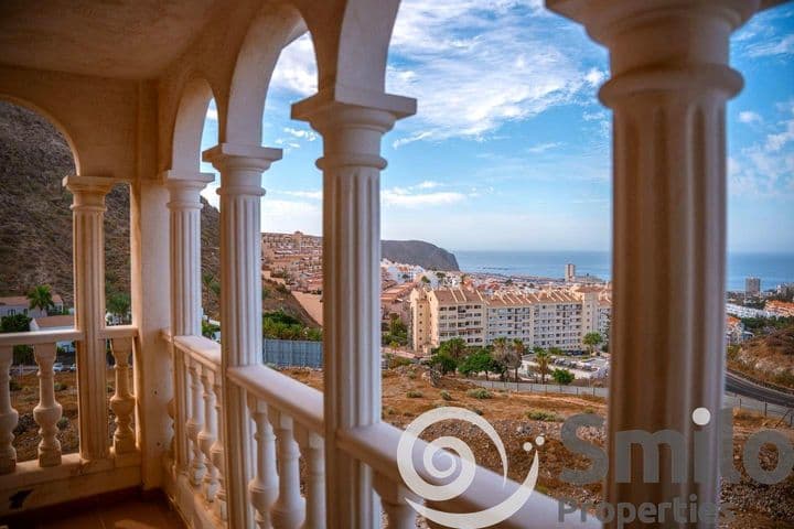 2 bedrooms apartment for rent in Los Cristianos, Spain - Image 12