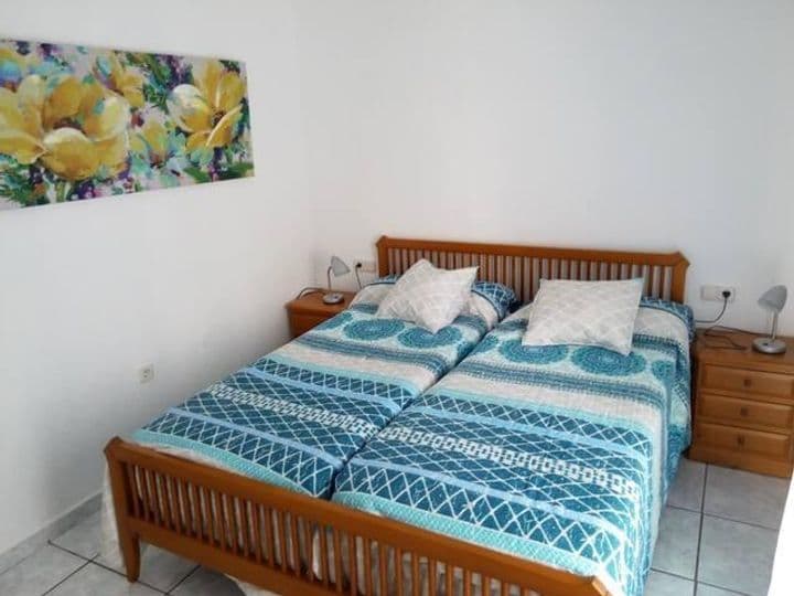 3 bedrooms apartment for rent in Centro Internacional, Spain - Image 7