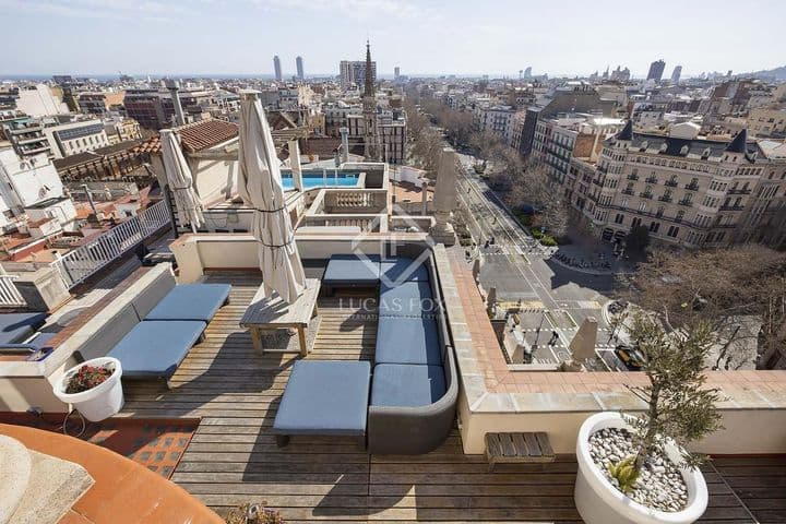 5 bedrooms apartment for sale in Barcelona, Spain