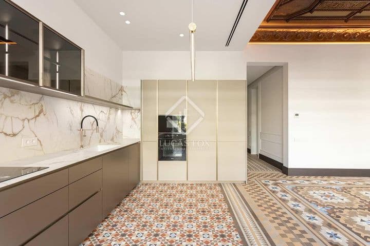 3 bedrooms apartment for sale in Barcelona, Spain - Image 5