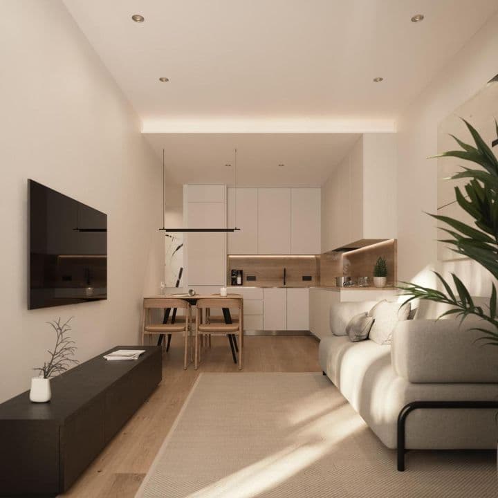 1 bedroom apartment for sale in Barcelona, Spain - Image 3