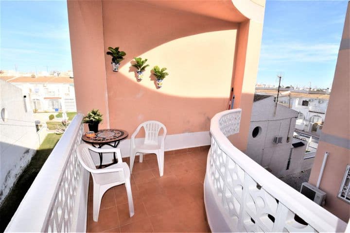 1 bedroom apartment for rent in Avenida Habaneras - Curva de Palangre, Spain - Image 7