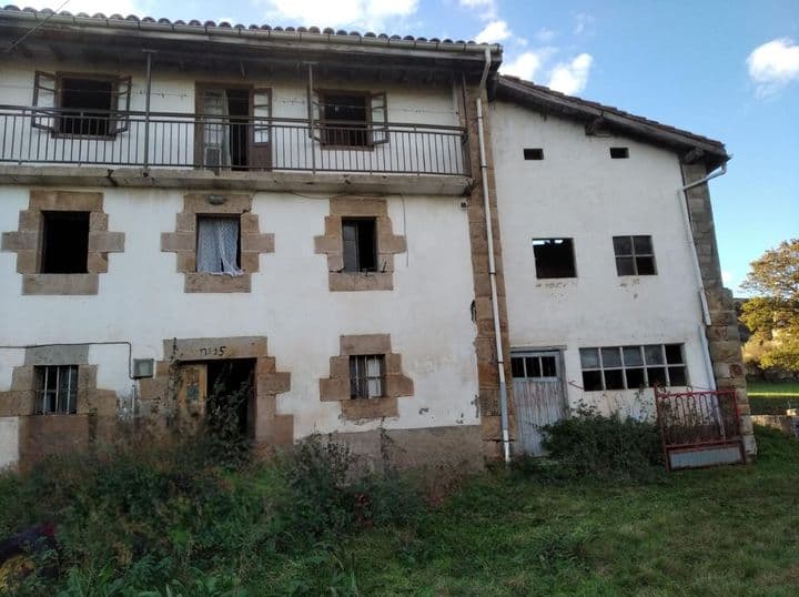 4 bedrooms house for sale in Cantabria, Spain - Image 2