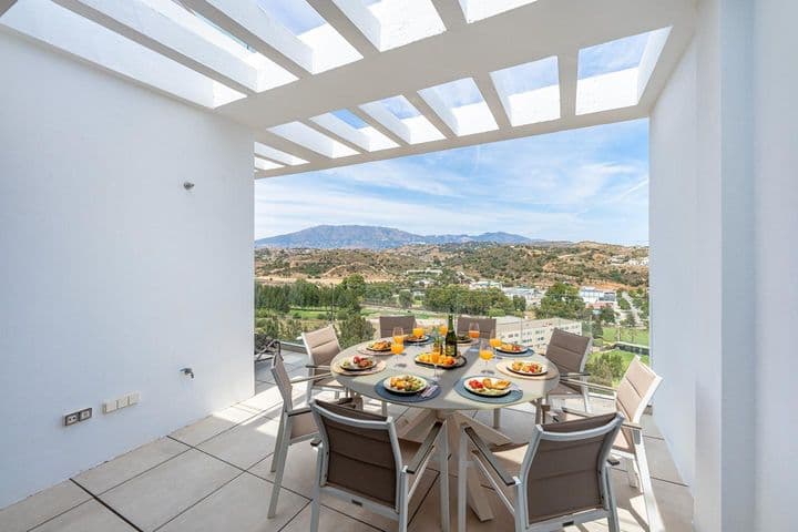 3 bedrooms apartment for rent in La Cala de Mijas, Spain - Image 4