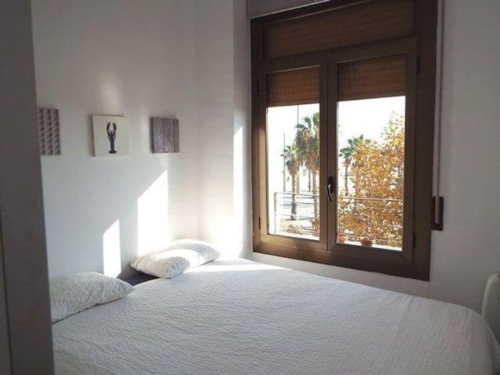 2 bedrooms apartment for rent in Ciutat Vella, Spain - Image 7