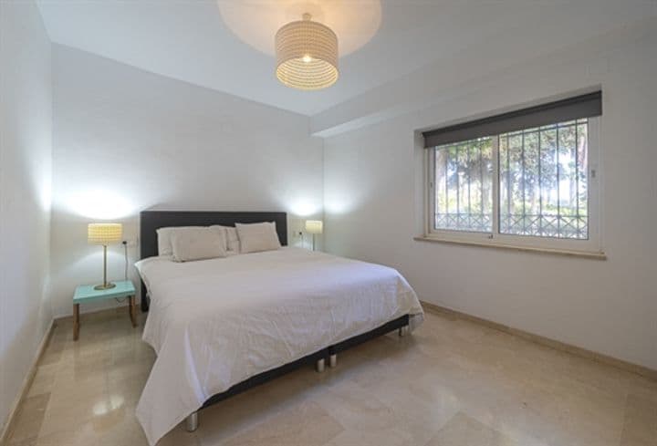 1 bedroom house for sale in Marbella, Spain - Image 3